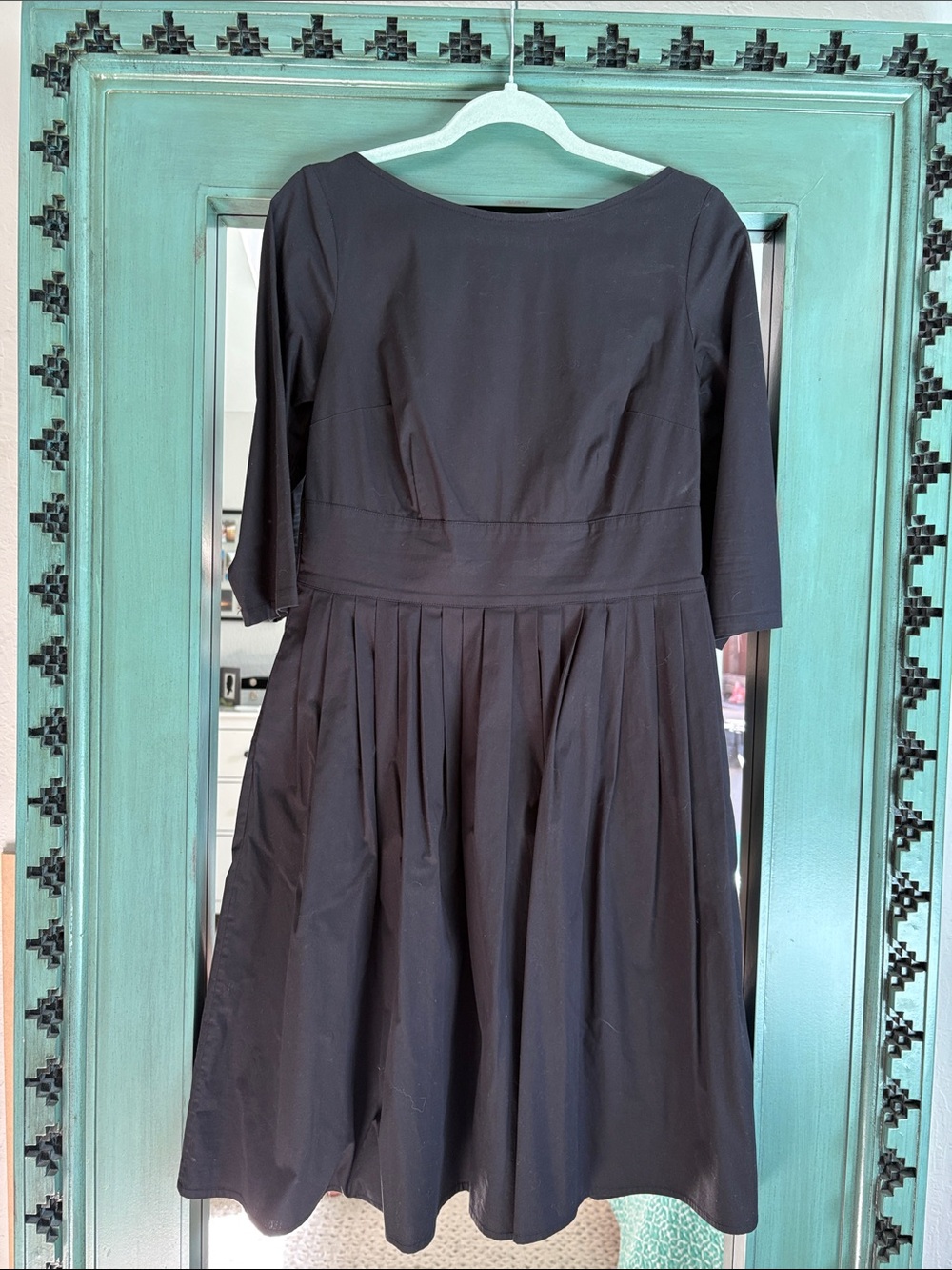 Eshakti Boatneck Dress